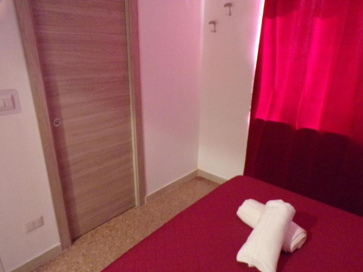 Nuova Aurora Rent Rooms Roccalumera Exterior photo