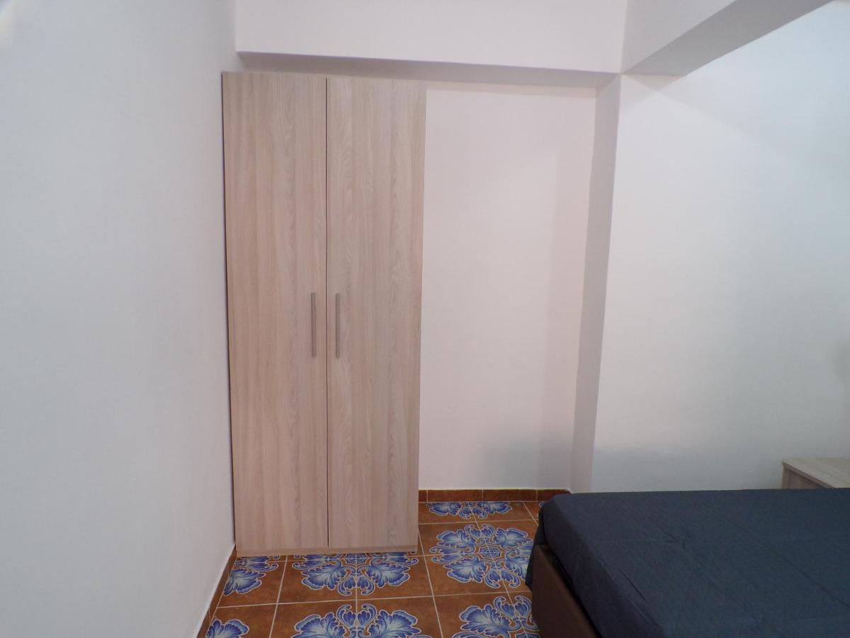 Nuova Aurora Rent Rooms Roccalumera Exterior photo