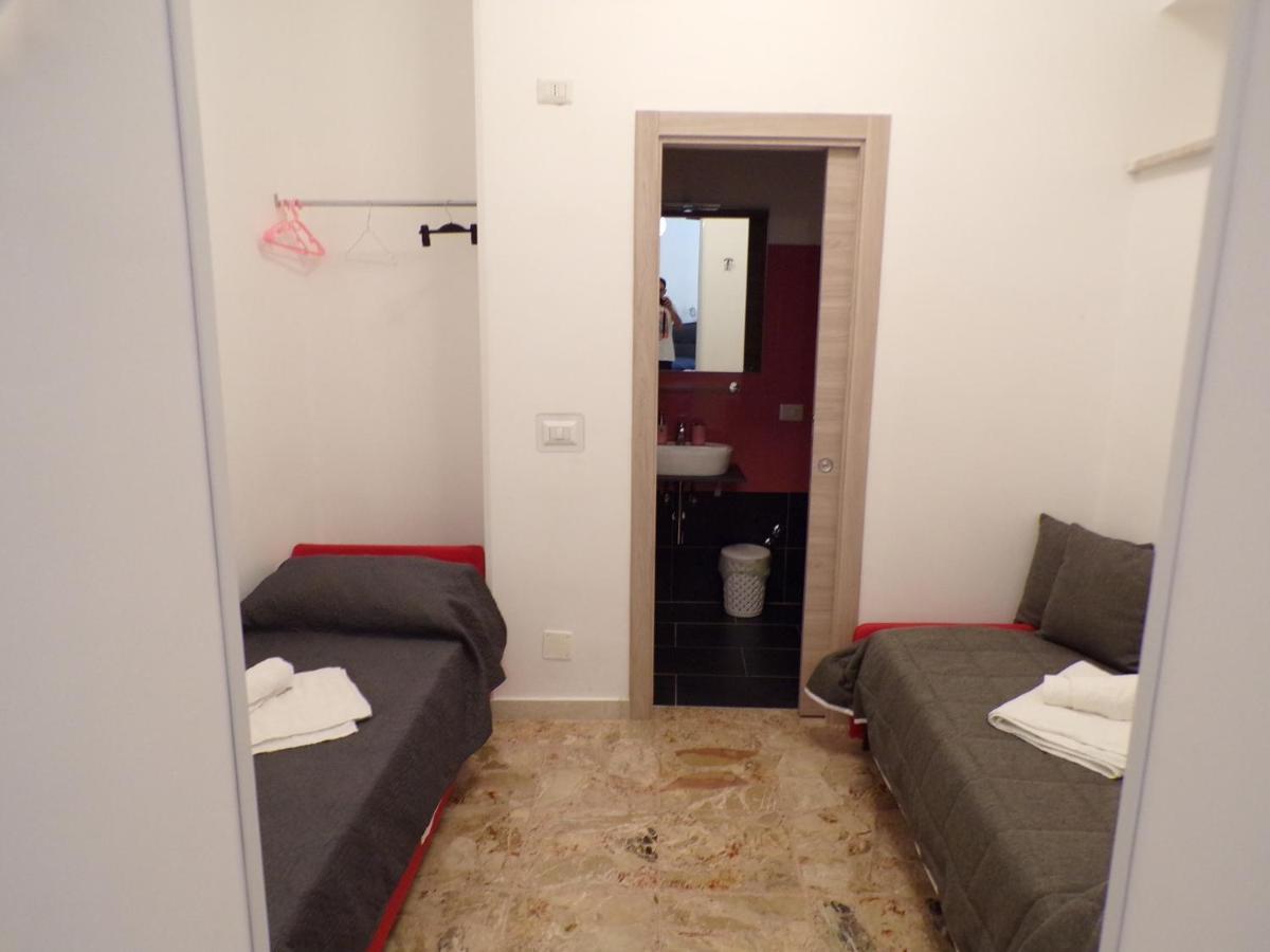 Nuova Aurora Rent Rooms Roccalumera Exterior photo