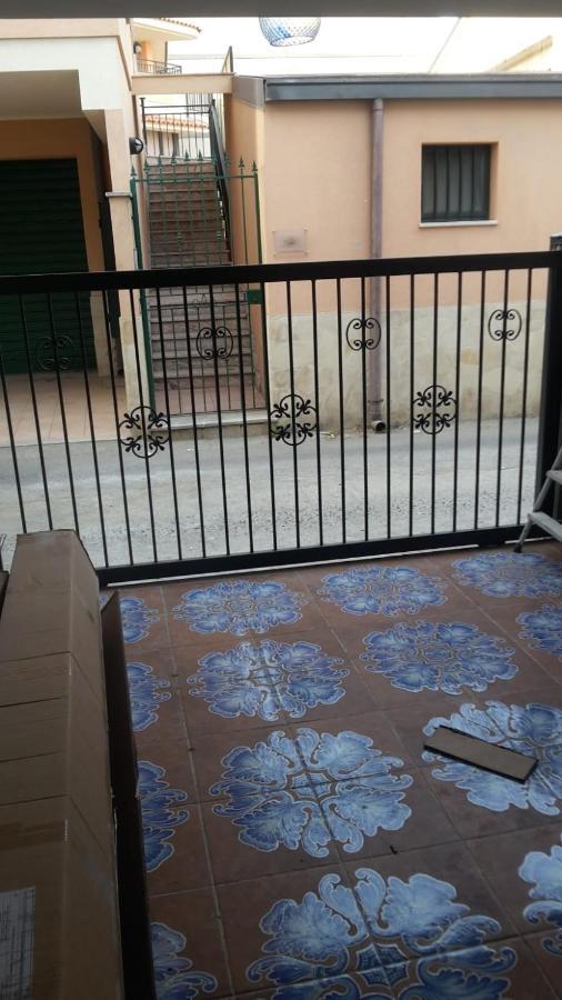 Nuova Aurora Rent Rooms Roccalumera Exterior photo